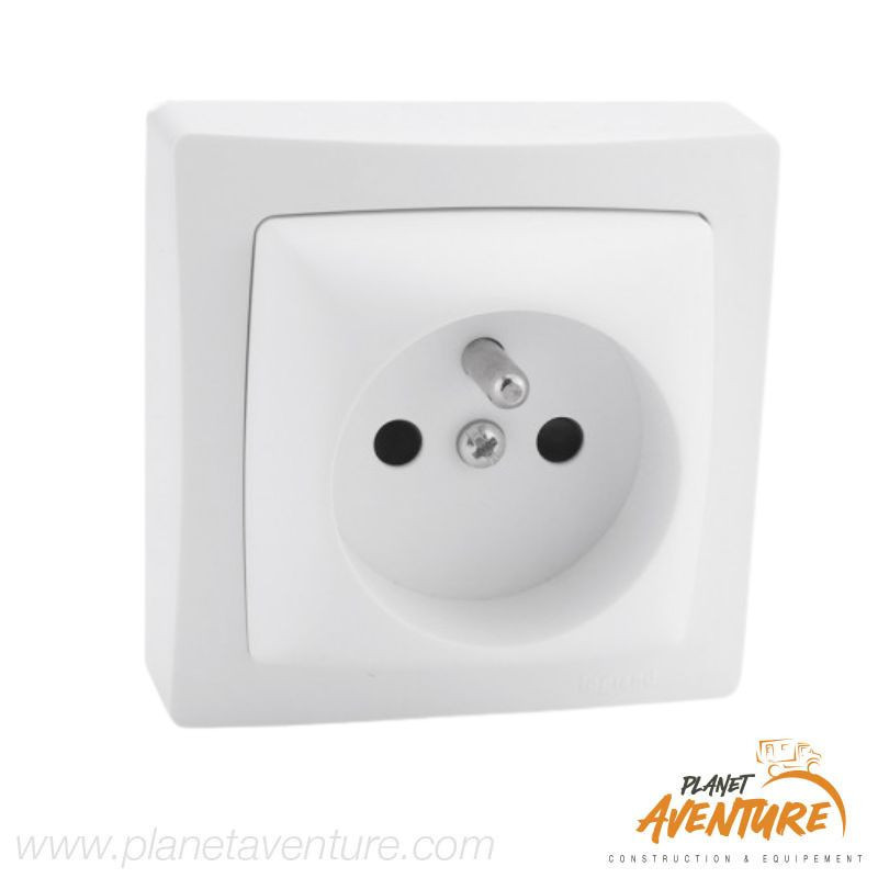 Prise de courant 2P+T blanc Prise de courant 2P+T blanc